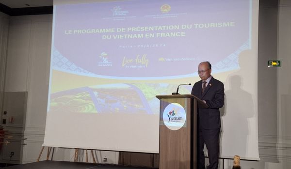 M. Nguyễn Trùng Khánh, Directeur de l'Office National du Tourisme du Vietnam, prononce le discours d'ouverture du programme
