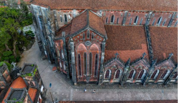 La basilique de So Kiên, une destination culturelle et spirituelle incontournable à Hà Nam.