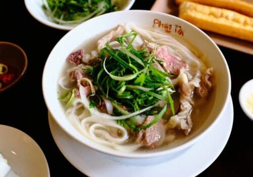 Street Food Hanoï : Une Expérience Culinaire Inoubliable au Vietnam