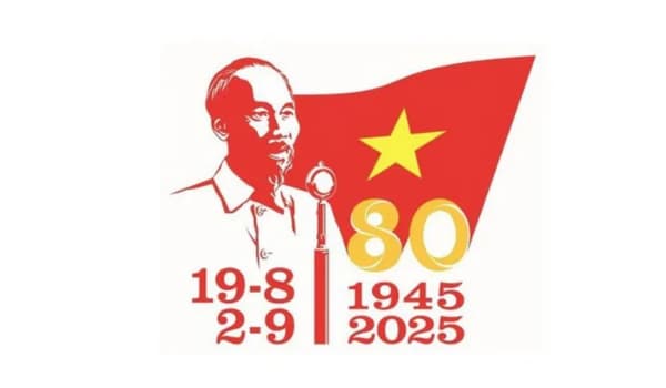 Logo officiel du 80e anniversaire de l’indépendance du Vietnam, Fête nationale 2 septembre 1945–2025 avec portrait de Hô Chi Minh et drapeau rouge.